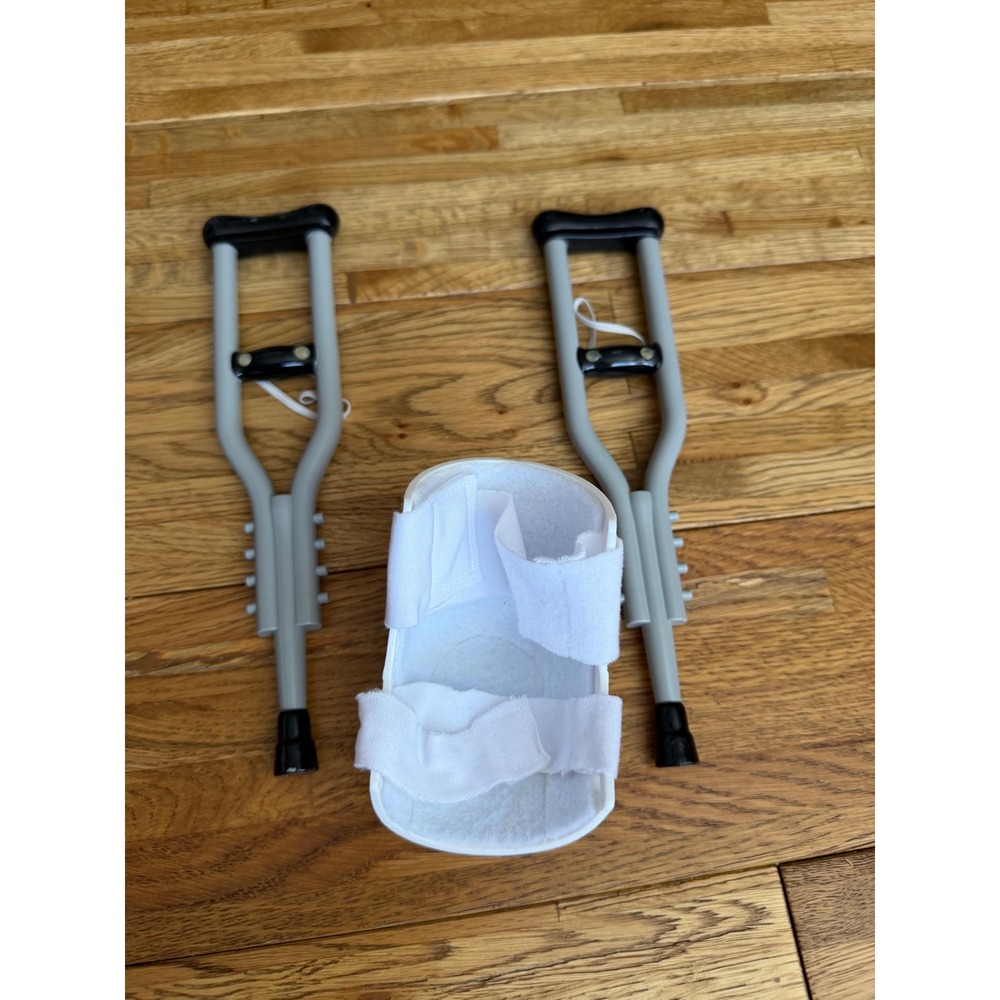 Build a Bear Doll Play Crutches and Bandage Set with Heart and XOXO Graphics - Picture 5 of 5